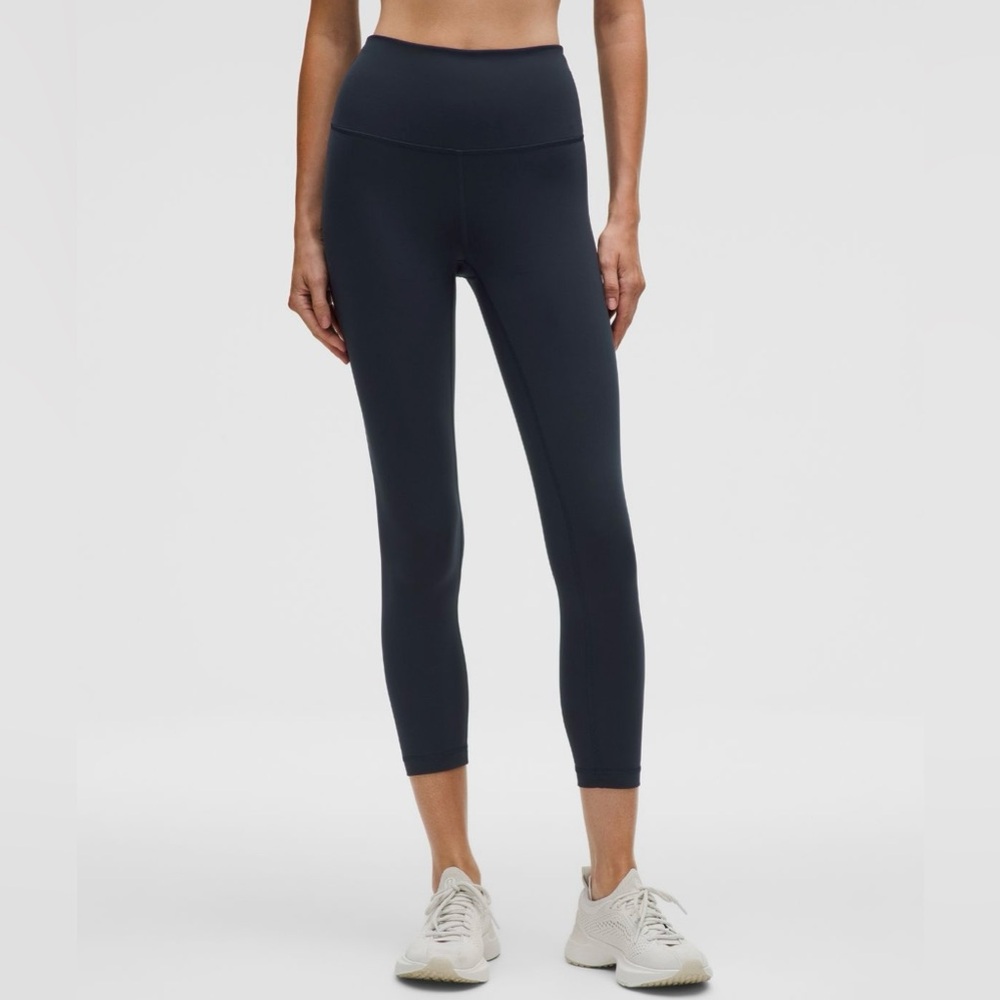 Wunder Train High-Rise Crop 23", True Navy, Size 6